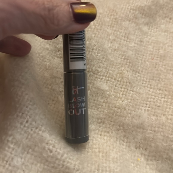 Mascara, Face Primer&Liquid Highlighter Bundle(4)NIB🔹FIRM🔹 - Picture 2 of 8